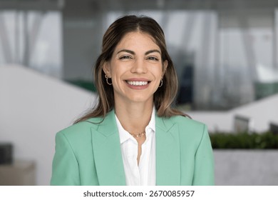 Julia Schneider